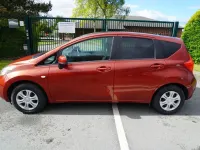 Używany Nissan Note Acenta 98 KM (72 kW) 2013 Czerwony Hatchback