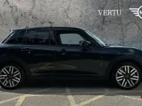 Used Mini Cooper Classic 150 kW (204 HP) 2026 Hatchback