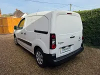 Used Citroën Berlingo 75 HP (55 kW) 2017 White MPV