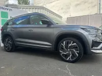 Usado Skoda Kodiaq vRS 241 HP (177 kW) 2022 Cinzento SUV
