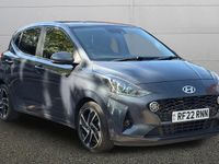 Gebraucht Hyundai i10 Premium 84 PS (61 kW) 2022 Grau Kleinwagen