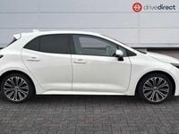 Used Toyota Corolla Design 116 HP (85 kW) 2019 White Hatchback