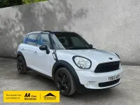 Used Mini Cooper D Countryman Business 112 HP (82 kW) 2015 White SUV