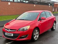 Second-hand Vauxhall Astra SRi 2016 Roșu Hatchback
