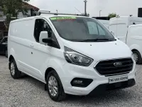 Used Ford Transit Custom Limited 130 HP (95 kW) 2022 White Van