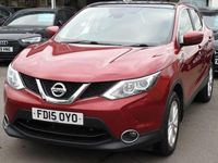 Used Nissan Qashqai Acenta+ 115 HP (84 kW) 2015 Red SUV