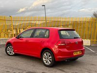 Begagnad VW Golf VII SE 2013 Röd Halvkombi