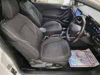 Used Ford Fiesta Titanium 100 HP (73 kW) 2017 White Hatchback