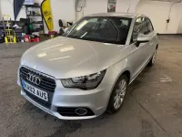 Gebraucht Audi A1 Sport 122 PS (89 kW) 2011 Silber Kleinwagen