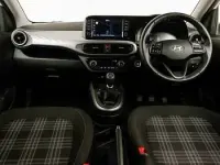 Used Hyundai i10 Premium 83 HP (61 kW) 2025 White Hatchback