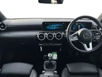 Usado Mercedes A180 Executive 136 HP (100 kW) 2018 Prateado Citadino