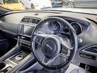 Used Jaguar F-Pace R-Sport 180 HP (132 kW) 2016 White SUV