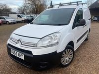 Used Citroën Berlingo 75 HP (55 kW) 2015 White MPV