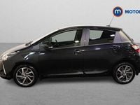 Begagnad Toyota Yaris 111 HK (81 kW) 2019 Svart Halvkombi