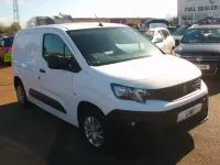 Used Peugeot Partner 131 HP (96 kW) 2019 White MPV