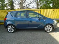 Usado Vauxhall Meriva 2017 Azul Monovolume
