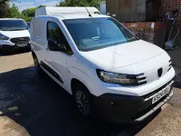Used Peugeot Partner 131 HP (96 kW) 2024 White MPV