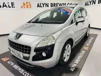 Used Peugeot 3008 Active 112 HP (82 kW) 2012 Silver Estate