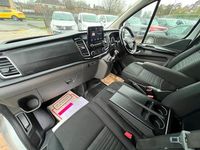 Used Ford Transit Custom Limited 130 HP (95 kW) 2020 White Van