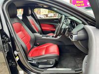 Used Jaguar XE R-Sport 200 HP (147 kW) 2018 Black Sedan