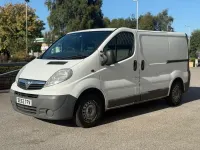Used Vauxhall Vivaro 90 HP (66 kW) 2012 White MPV