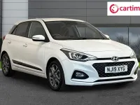 Used Hyundai i20 Premium 84 HP (61 kW) 2019 White Hatchback