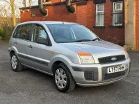 Used Ford Fusion Style 80 HP (58 kW) 2007 Silver Hatchback