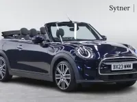 Usado Mini Cooper Exclusive 134 CV (98 kW) 2023 Negro Utilitario