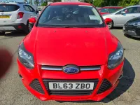 Used Ford Focus Zetec 115 HP (84 kW) 2014 Red Hatchback