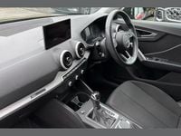 Usado Audi Q2 116 HP (85 kW) 2021 Preto SUV