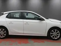 Used Vauxhall Corsa Design Edition 100 HP (73 kW) 2023 White Hatchback