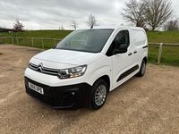Used Citroën Berlingo 75 HP (55 kW) 2019 White MPV