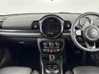 Gebraucht Mini Cooper Clubman Exclusive 134 PS (98 kW) 2022 Schwarz Kombi