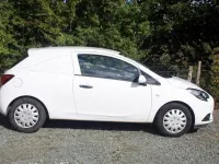 Used Vauxhall Corsa 95 HP (69 kW) 2018 White Van