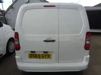 Used Vauxhall Combo Sportive 100 HP (73 kW) 2019 White MPV