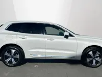 Used Volvo XC60 Core 345 HP (253 kW) 2025 White SUV