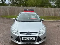 Begagnad Ford Focus 2013 Silver Halvkombi