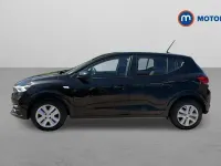 Gebraucht Dacia Sandero Expression 91 PS (66 kW) 2025 Kleinwagen