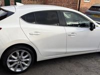 Used Mazda 3 Inclusive 120 HP (88 kW) 2016 Hatchback