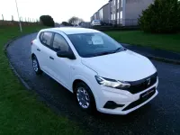 Used Dacia Sandero Essentiel 90 HP (66 kW) 2021 White Hatchback