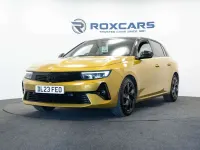 Used Vauxhall Astra S 130 HP (95 kW) 2023 Yellow/black Hatchback