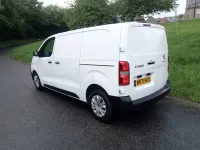 Używany Peugeot Expert Premium 2021 Biały Van