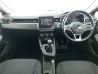 Used Renault Clio Iconic 100 HP (73 kW) 2020 Orange Hatchback