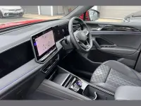 Used VW Tiguan R-line 272 HP (200 kW) 2025 Persimmon red metallic SUV