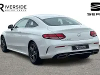 Usado Mercedes C200 AMG line 180 HP (132 kW) 2019 Branco Coupé