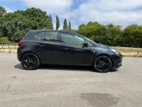 Used Vauxhall Corsa Design Edition 70 HP (51 kW) 2015 Black Hatchback