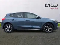 Used Ford Focus Active X 153 HP (112 kW) 2022 Blue Hatchback