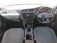 Used VW Tiguan Life 130 HP (95 kW) 2022 Grey SUV