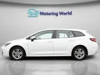 Used Toyota Corolla 122 HP (89 kW) 2022 White Estate