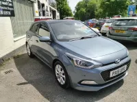 Used Hyundai i20 Premium SE 100 HP (73 kW) 2015 Blue Hatchback